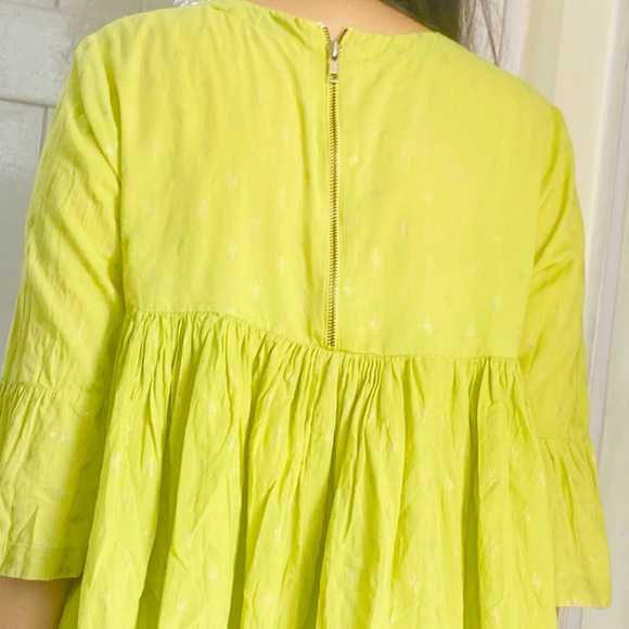 Neon green short frock type MAX kurti - Picture 3 of 4